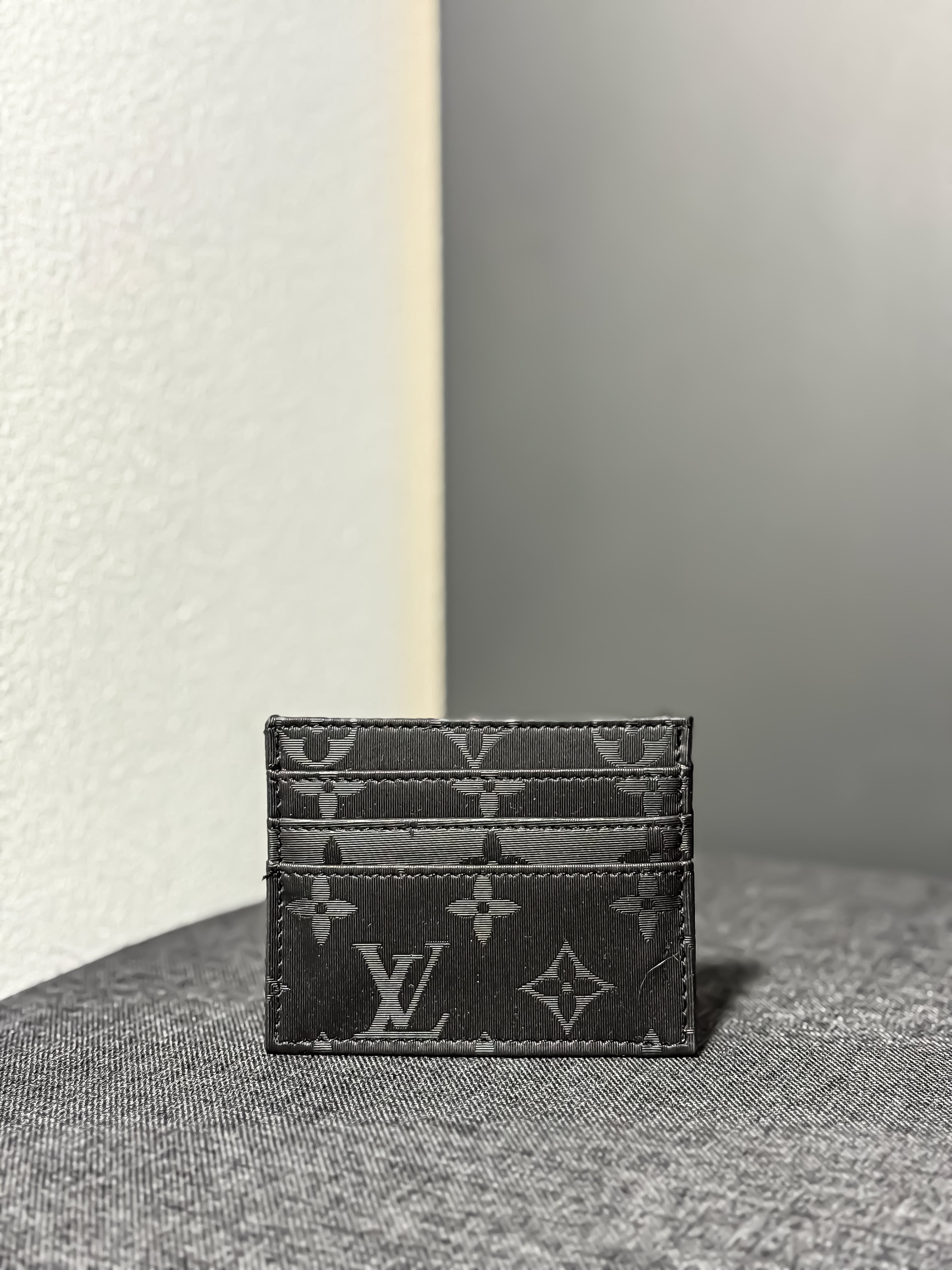 LV
